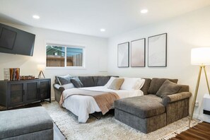 3 camere, ferro/asse da stiro, Wi-Fi gratuito, lenzuola