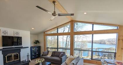 Stunning lakefront 4 season cottage in PEC