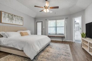 3 dormitoris, caixa forta a l'habitació i escriptori 