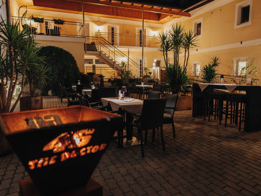 Habitación individual clásica, accesible para personas con discapacidad, no fumadores | Vistas al patio