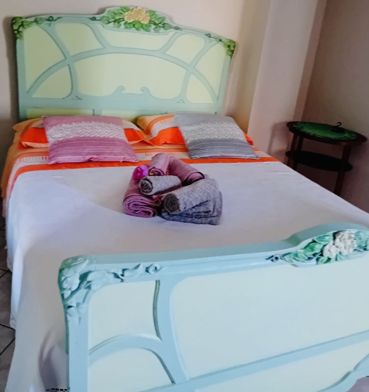 2 bedrooms, in-room safe, desk, iron/ironing board