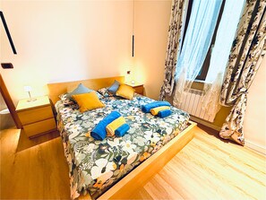 2 bedrooms, iron/ironing board, free WiFi, bed sheets