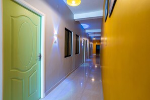 Interior - Hotel Les Hues (Puducherry)
