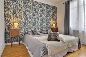 5 chambres, fer et planche à repasser, Wi-Fi gratuit, draps fournis