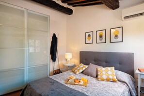 2 soverom, strykejern/-brett, wi-fi (inkludert) og sengetøy