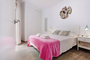 2 Schlafzimmer, Bügeleisen/Bügelbrett, kostenloses WLAN, Bettwäsche