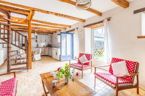 Holiday Home 'Ville Daniel' with Private Terrace, Private Garden and Wi-Fi