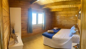 2 camere, ferro/asse da stiro, Wi-Fi gratuito, lenzuola