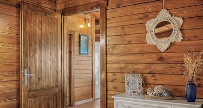 Holiday Home 'Miralvalle' with Mountain View, Wi-Fi and Air Conditioning