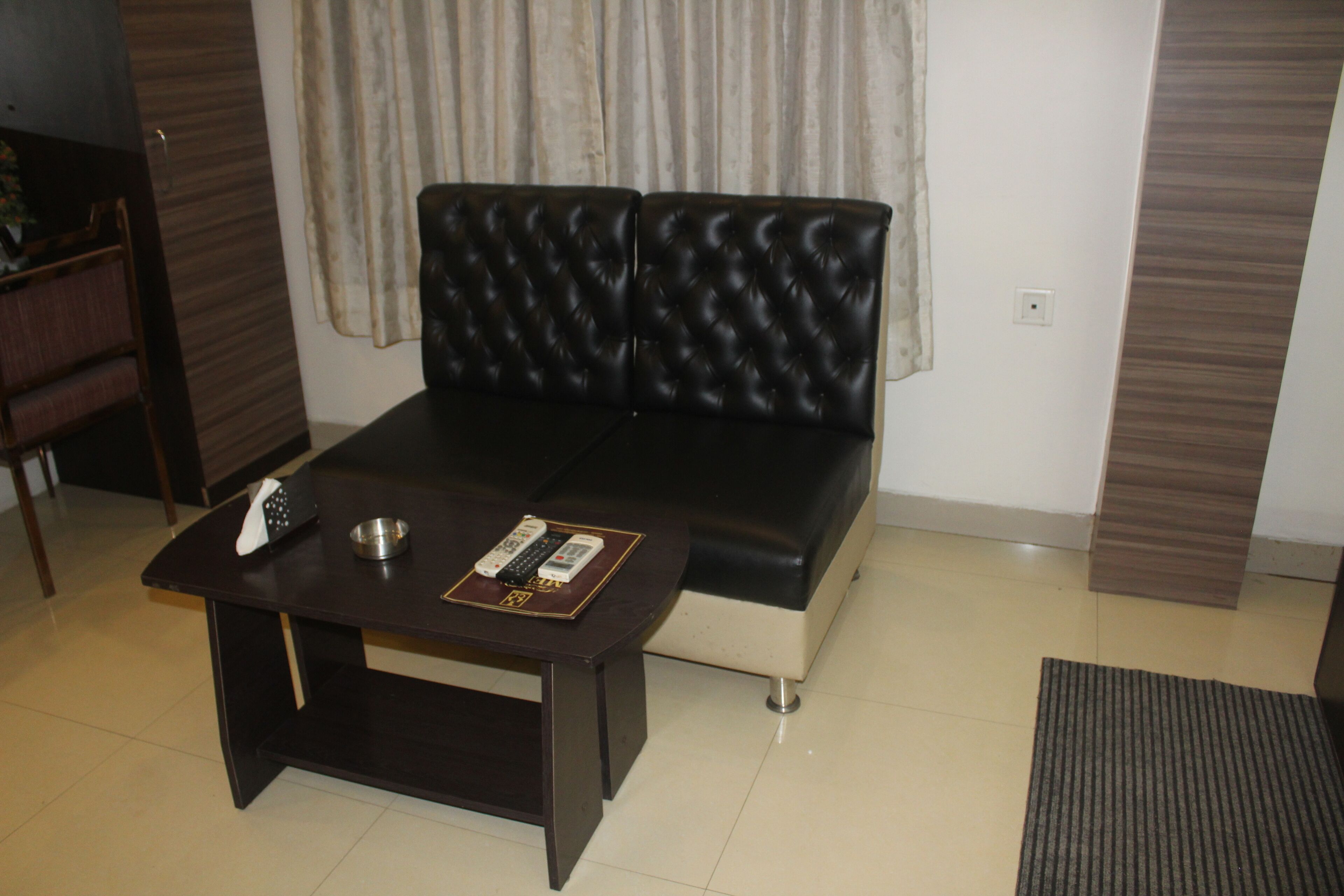 Executive Double Room | Egyptian cotton sheets, premium bedding, individually decorated