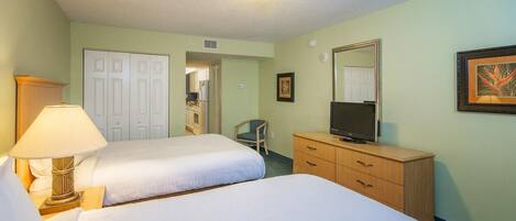 1 غرفة نوم ومكواة/لوح كي وخدمة الإنترنت وملاءات أسرّة