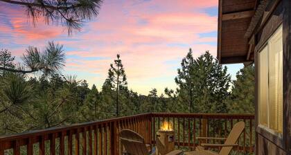 Snowy Evening Lodge + Firepit + Treetop Views