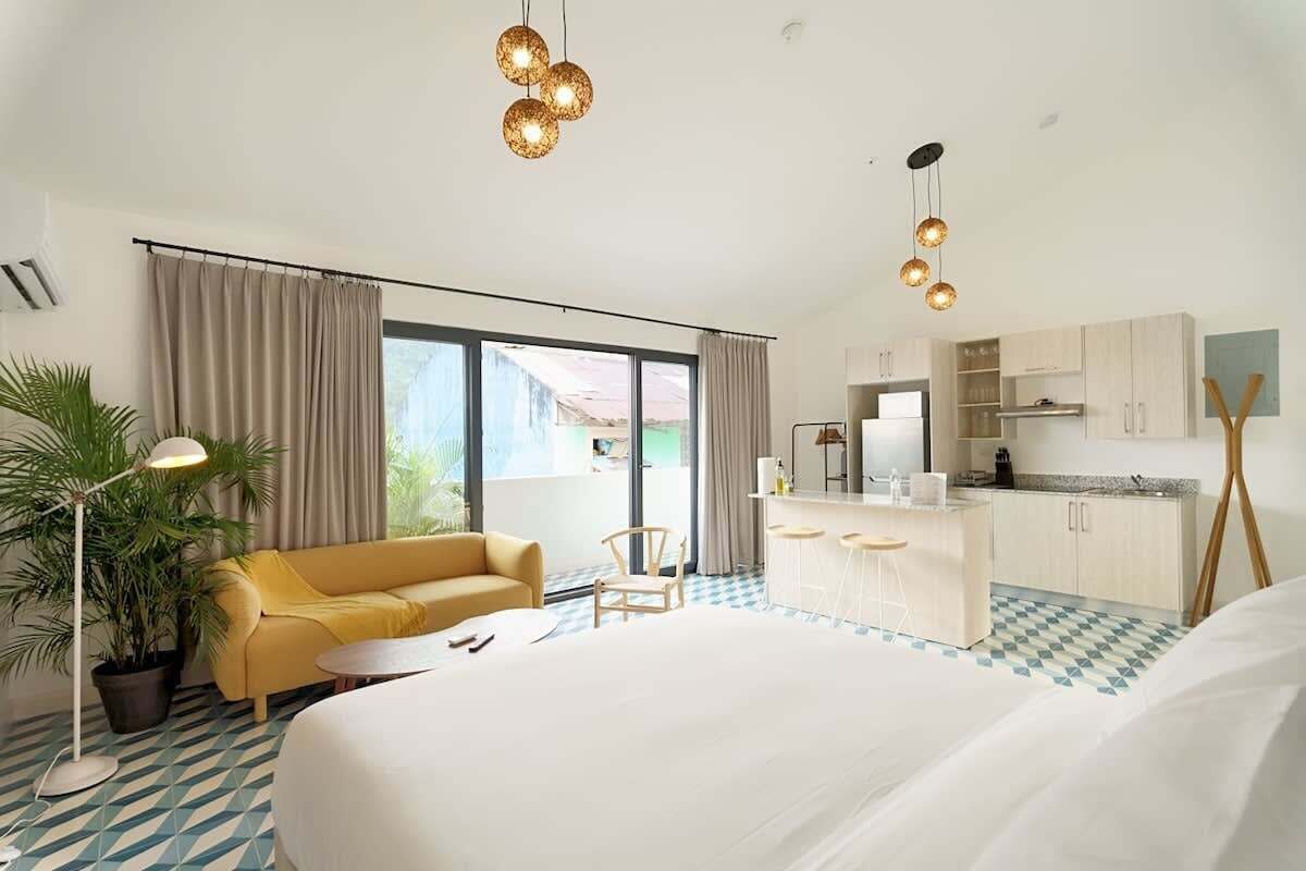 1 habitación, tabla de planchar con plancha, wifi y ropa de cama 