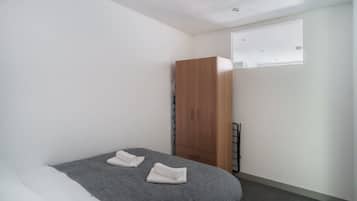 1 bedroom, iron/ironing board, WiFi, bed sheets