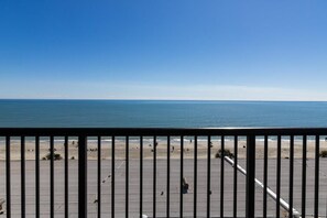 Property grounds - Oceanfront Three Bedroom Condo: 6th Floor (Myrtle Beach)