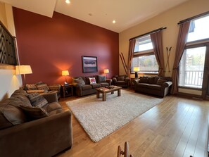 Smart TV, lareira, escritórios