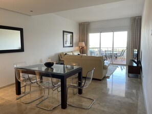 Smart TV - Loasis, Luxueux et Calme 2 Chambres au Bord du Golf de la Cala, vue Montagnes (Mijas)
