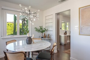 Dining - Stylish Mid-Century Home (Palm Springs)