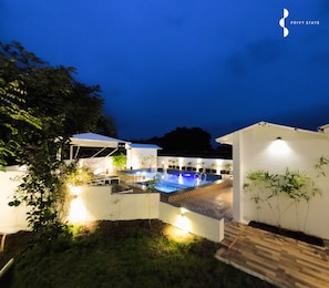 Rooftop pool - PrivyStays Kurul Villa (Alibag)