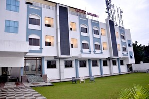 Front of property - Hotel Adarsh (Chhatrapati Sambhajinagar)