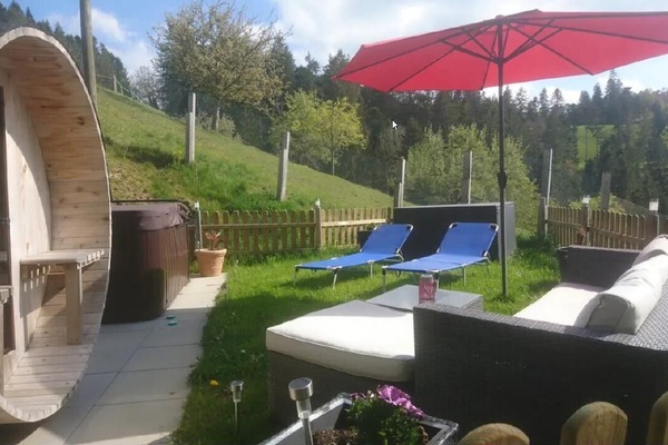Private Wellness-Oase mit Sauna & Whirlpool nur für Sie reserviert