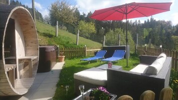 Private Wellness-Oase mit Sauna & Whirlpool nur für Sie reserviert
