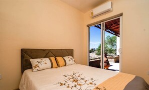 2 bedrooms, free WiFi, bed sheets - Casa Desert Rose  -| 2BR, 2BA oasis for up to 6 guests. (San Felï¿½pe)