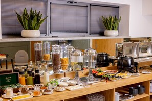 Daily full breakfast for a fee - Revive Boutique Hotel (Yerevan)
