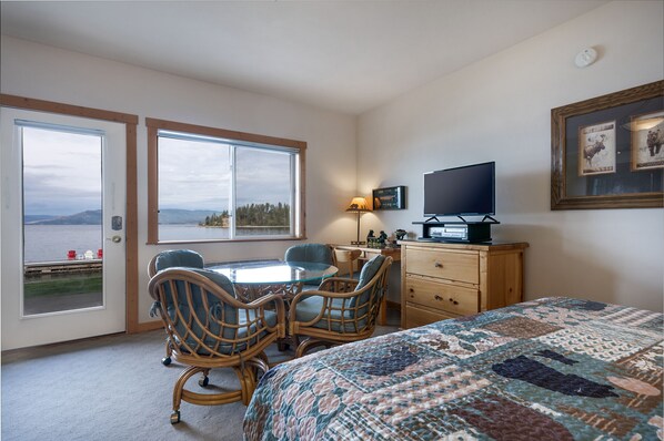 1 chambre, bureau, fer et planche à repasser, Wi-Fi gratuit