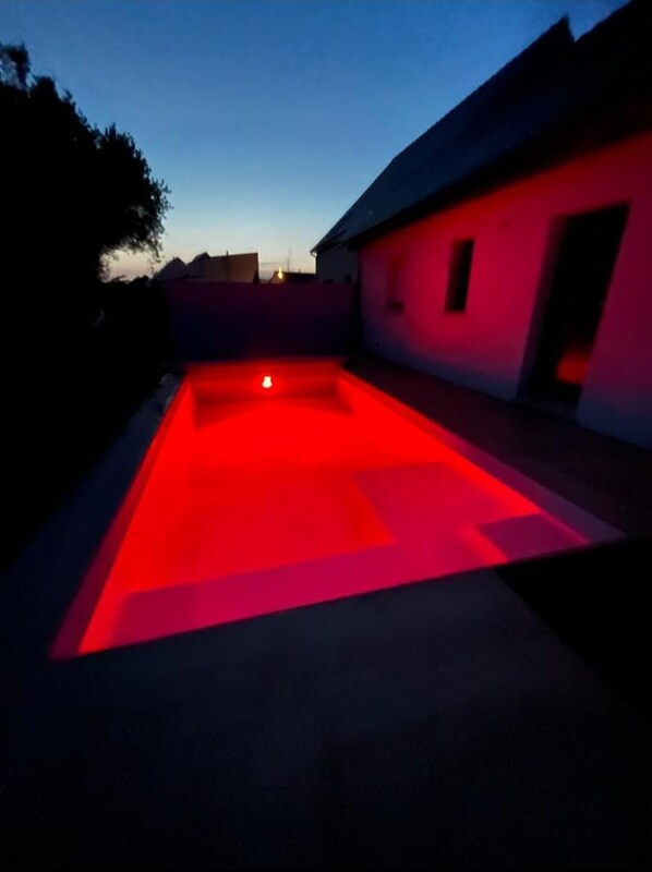 Piscine extérieure, piscine chauffée