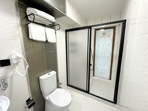 Bathroom - Menesa Hotel (Istanbul)