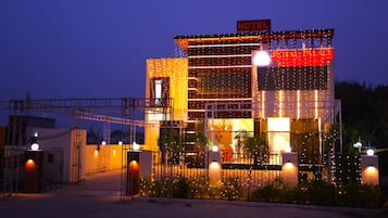 Ngoại thất