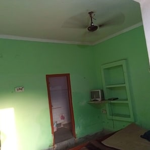 Free WiFi, bed sheets - Goroomgo Mamata Rajgir (Rajgir)