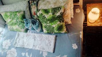 1 chambre, décoration personnalisée, ameublement personnalisé