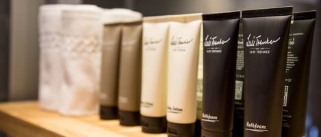 Bathroom amenities