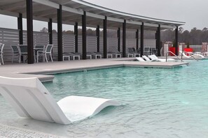 Pool - Reel Paradise, Mainland Townhouse in Beaufort, NC! (Beaufort)