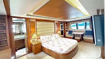 4 habitaciones, tabla de planchar con plancha y cuna de viaje