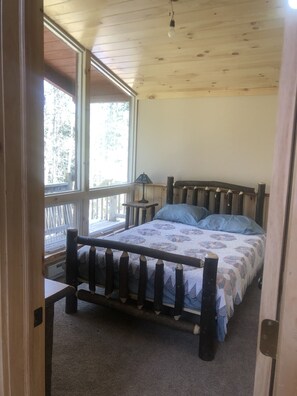 3 Schlafzimmer, Schreibtisch, kostenloses WLAN, Bettwäsche