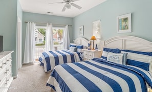 4 bedrooms, iron/ironing board, internet, bed sheets