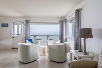 New Moonstone Beachfront Escape