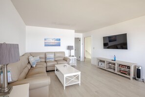 Fernseher, Kamin
