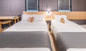 Comfort Triple Room - BRIX KLIA By Pinetree (Sepang)