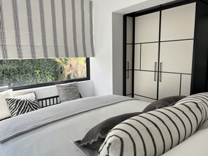 4 soverom, strykejern/-brett, wi-fi og sengetøy