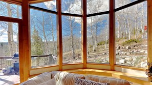 Interior - Heavenly haven w/hot tub—perfect for winter play & summer mountain escapes! (Silverthorne)