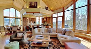 スマートテレビ、暖炉