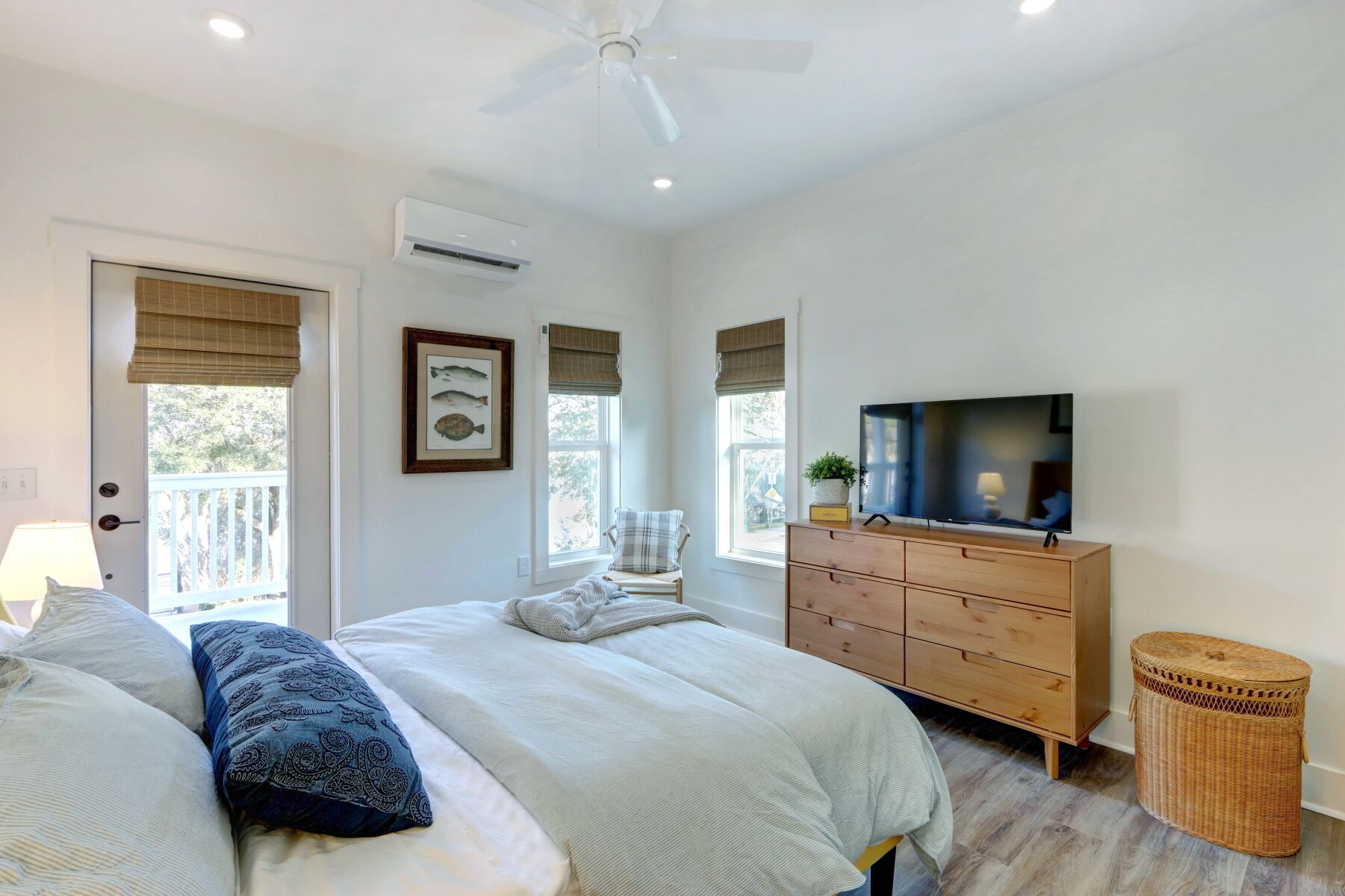 2 bedrooms, iron/ironing board, free WiFi, bed sheets