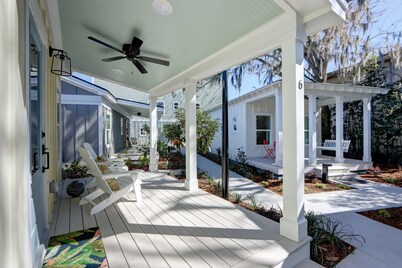 Charming Tiny Cottage, 5min to SAV, 15min to Beach by Lucky Savannah