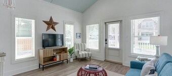Coastal Grandma Cottage - 5 min to SAV, 15 to Beach By Lucky Savannah