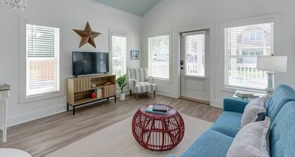 Coastal Grandma Cottage - 5 min to SAV, 15 to Beach By Lucky Savannah