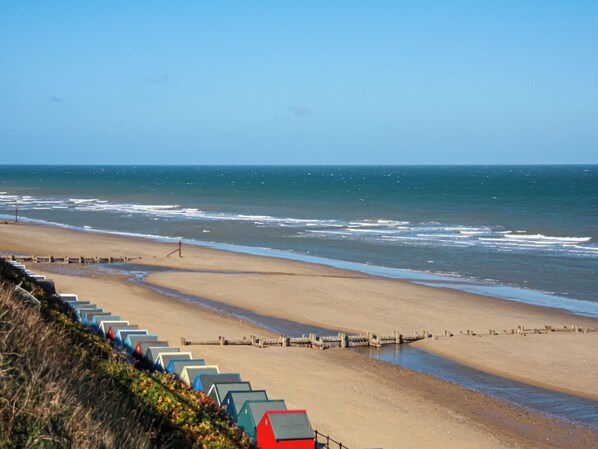 Fishing - 4 bedroom accommodation in Mundesley, near North Walsham (Mundesley, near North Walsham)